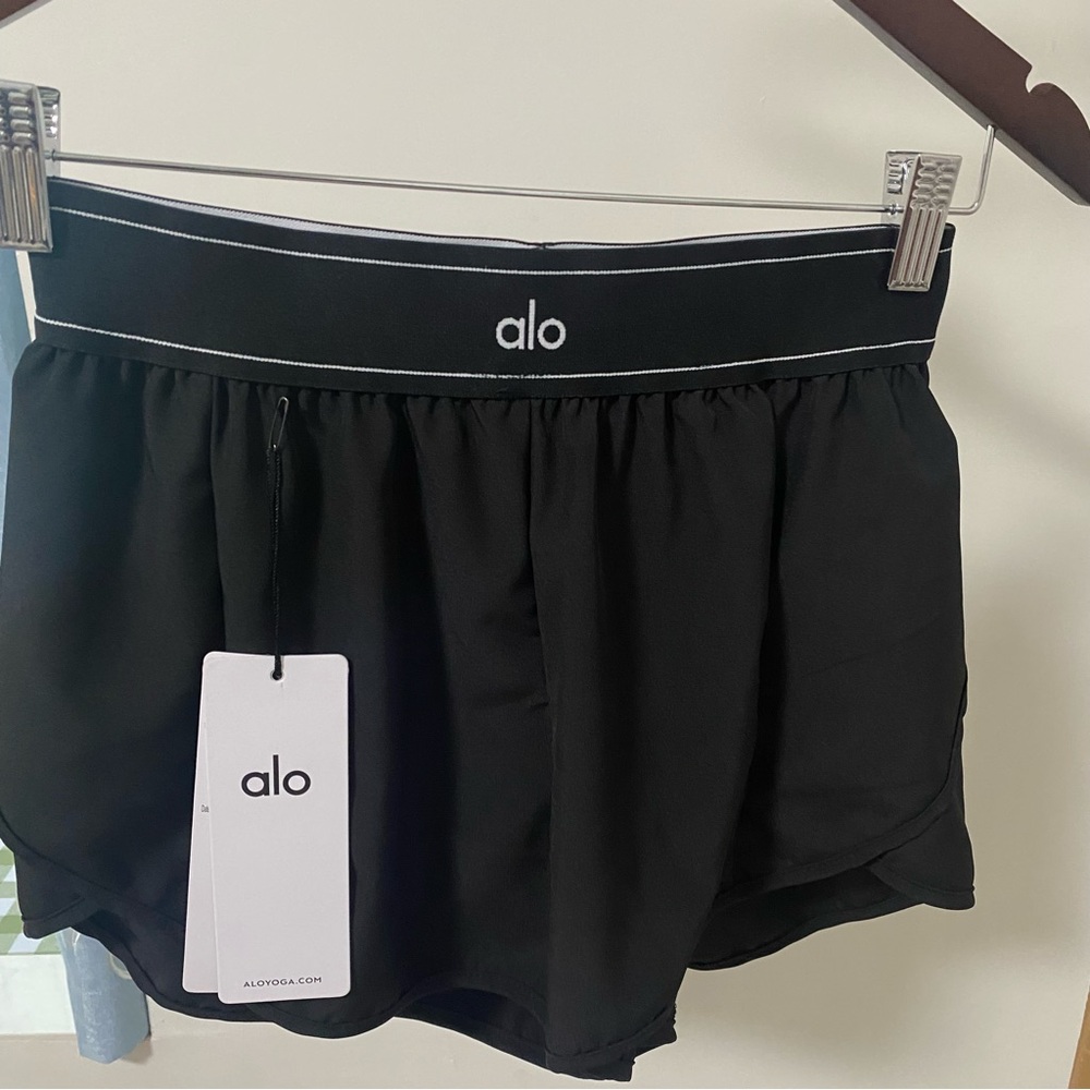Alo Yoga Match Point Black Tennis Skirt Built In Shorts - Picture 3 of 6